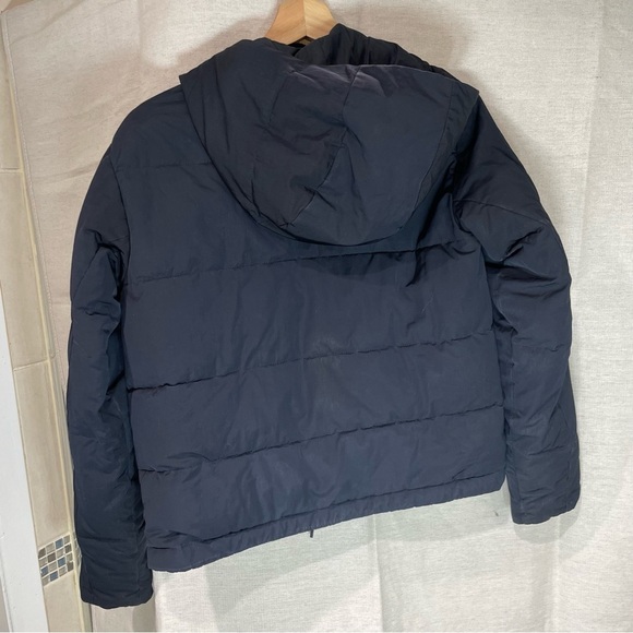 Everlane Puffer Jacket - Picture 5 of 5